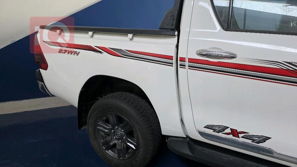 تويوتا هايلوكس